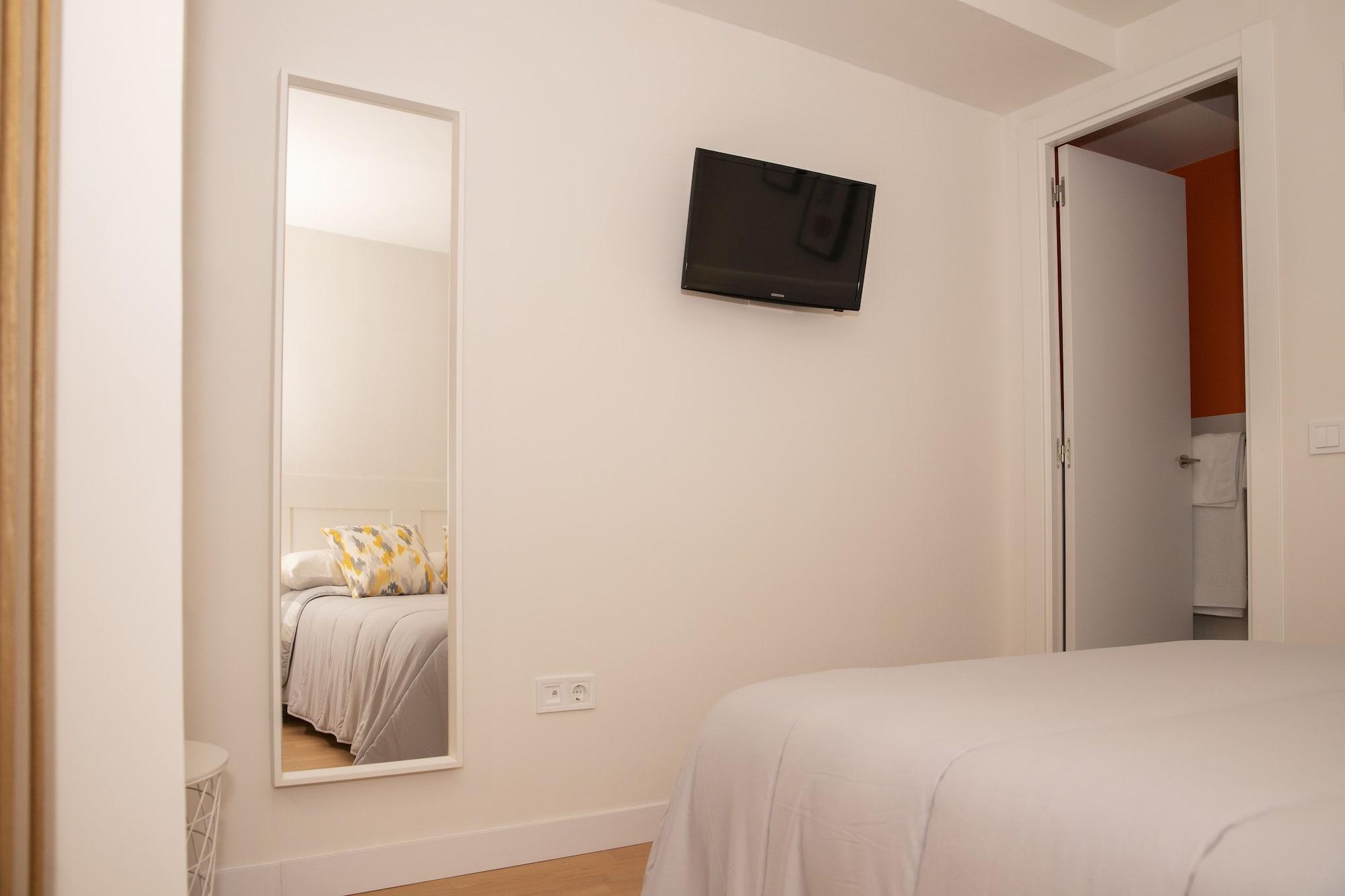 Hostal Montaloya Мадрид Экстерьер фото